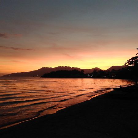 Mango'S Beachfront Resort Olongapo Εξωτερικό φωτογραφία