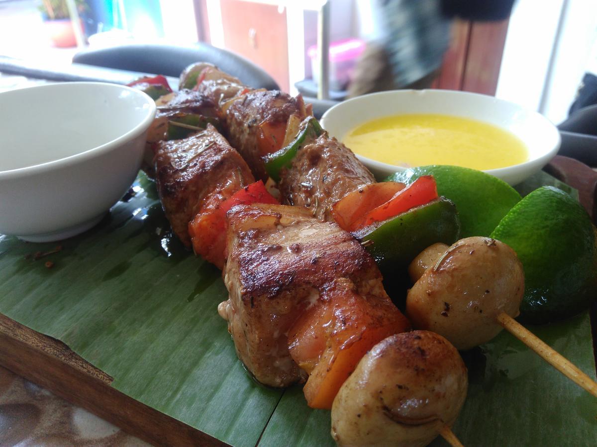 Mango'S Beachfront Resort Olongapo Εξωτερικό φωτογραφία