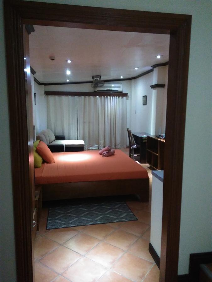 Mango'S Beachfront Resort Olongapo Εξωτερικό φωτογραφία