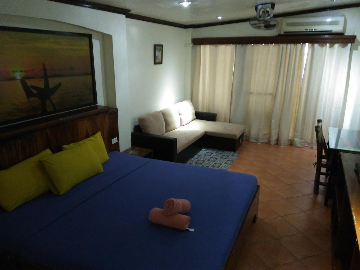 Mango'S Beachfront Resort Olongapo Εξωτερικό φωτογραφία
