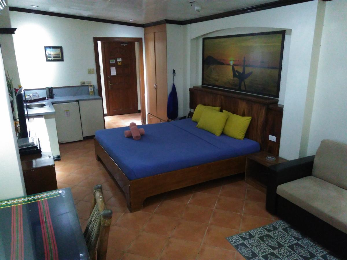Mango'S Beachfront Resort Olongapo Εξωτερικό φωτογραφία