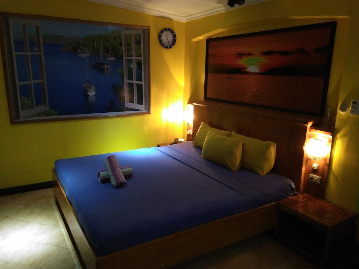 Mango'S Beachfront Resort Olongapo Δωμάτιο φωτογραφία