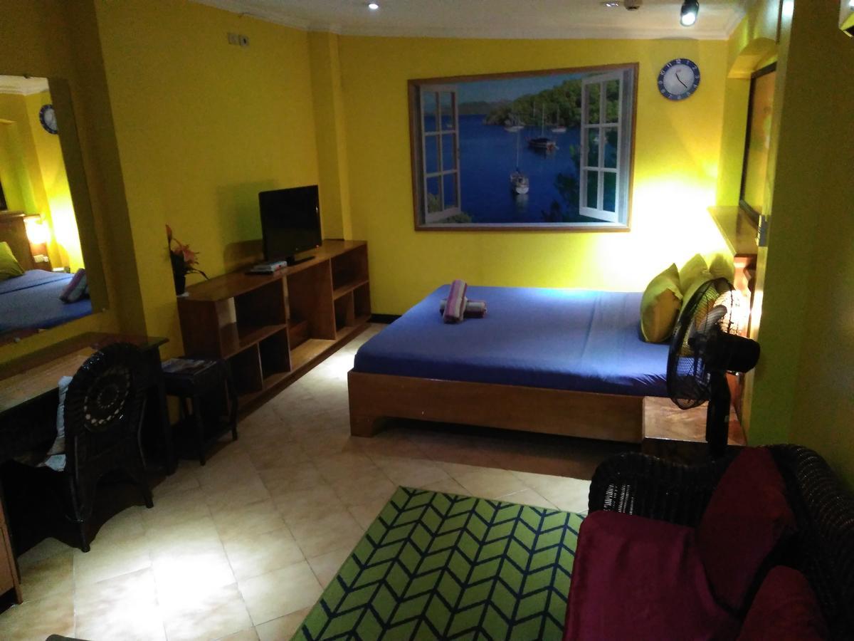 Mango'S Beachfront Resort Olongapo Δωμάτιο φωτογραφία